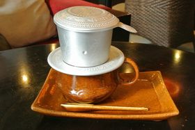 �{�i�x�g�i���R�[�q�[�ł������J�t�F�^�C�����y�������̋L���T���l�C��