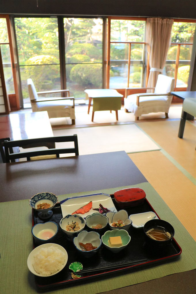 jɈ͂܂āAɏ㓒Ɛi̐H𒸂