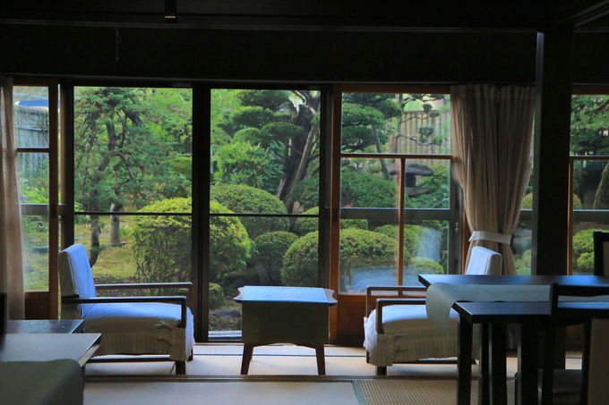 jɈ͂܂āAɏ㓒Ɛi̐H𒸂