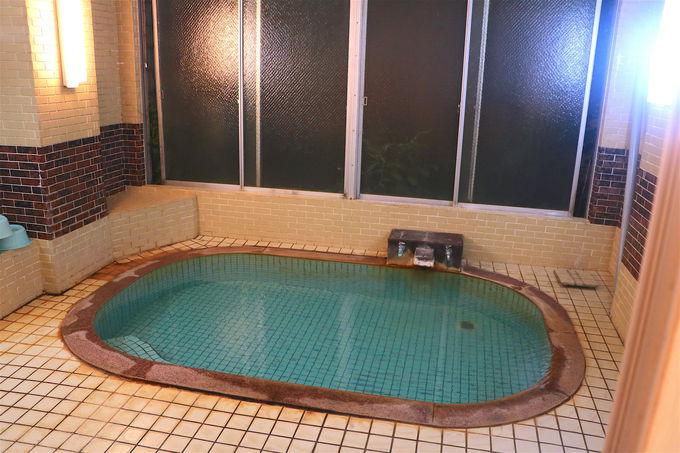 jɈ͂܂āAɏ㓒Ɛi̐H𒸂