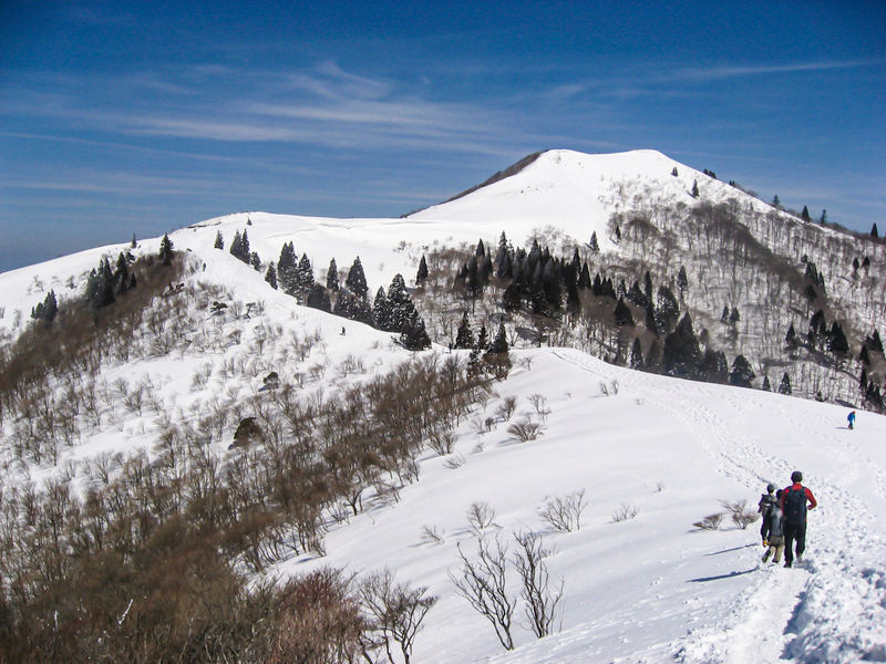 関西屈指の雪稜＆琵琶湖の絶景！滋賀「武奈ヶ岳」雪山登山