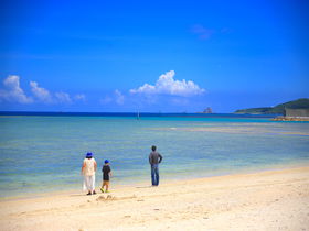 絶景ビーチの宝庫！沖縄「久米島」で美しい海に癒されよう