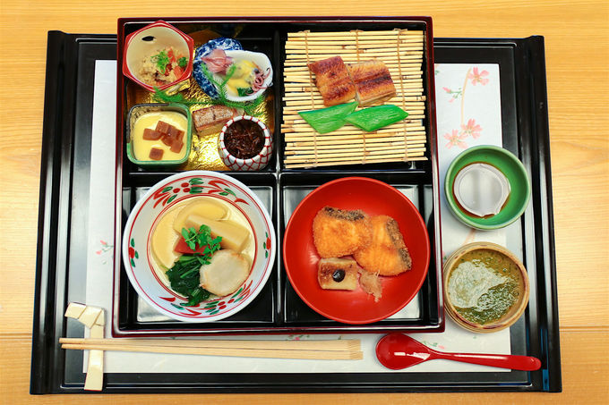 �������s�����I�|�p��i�̂悤�ɔ������u���ԓ��ٓ��v