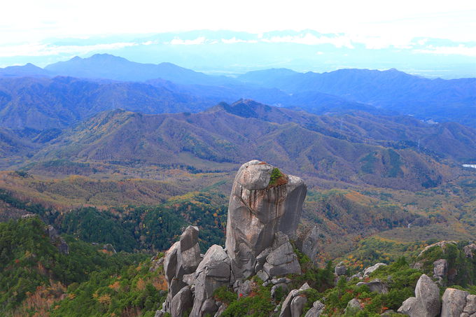 奇岩ひしめく登山道と圧倒的パノラマ！山梨北杜「瑞牆山」登山  山梨 