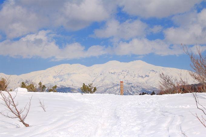 白銀の峰と霧氷の絶景！美しき雪山の王国「福井」