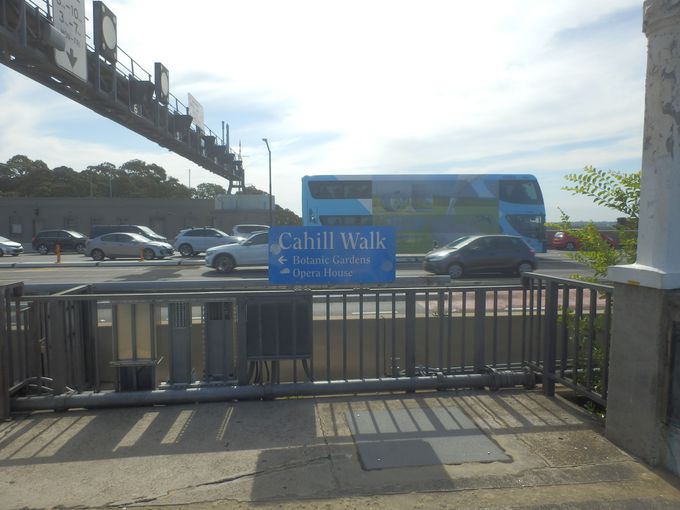 n[o[ubWړ邽߂̊KiuubWEXeA[Yv