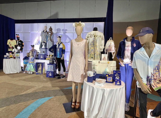 ����O�b�Y��t�[�h�A�C�e�� �g�����X�|�[�e�[�V����