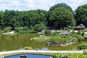 江戸時代に造られた大名庭園「後楽園」