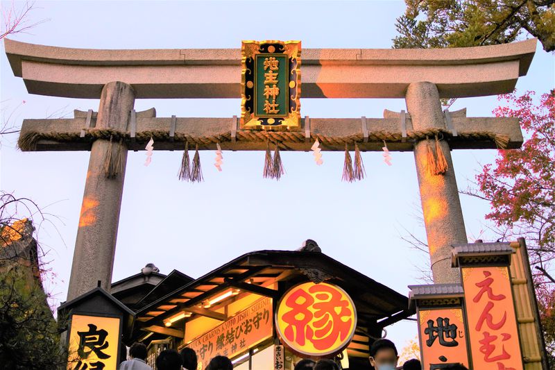 京都最古の縁結び神社！恋愛成就祈願は「地主神社」へ参拝しよう