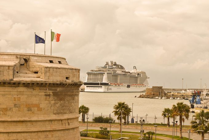 �N���[�Y��`�n�ł��胍�[�}�E�e���~�j�w�����1����