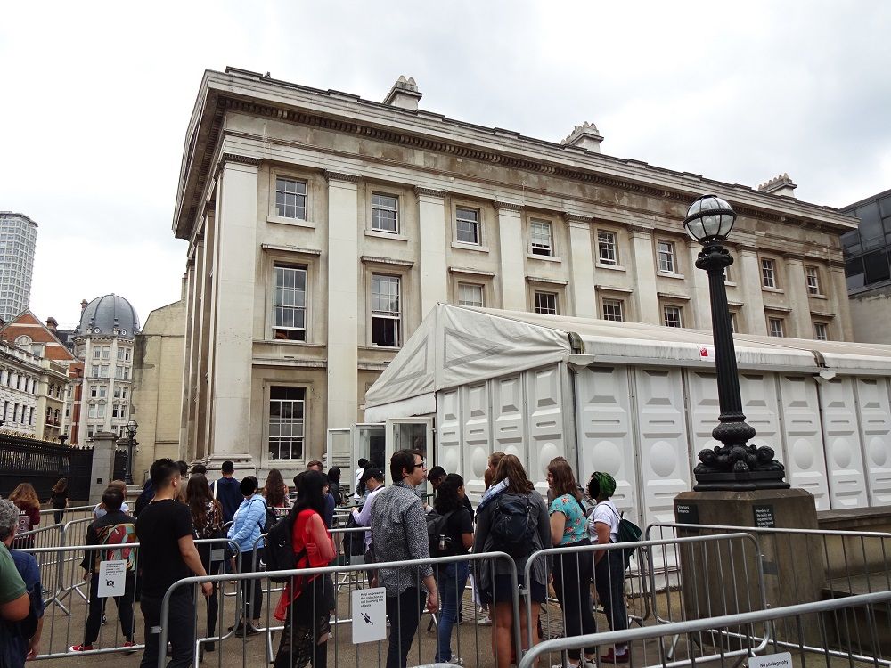 ݓW͓ꖳ@݉ו̃TCYɂӂ