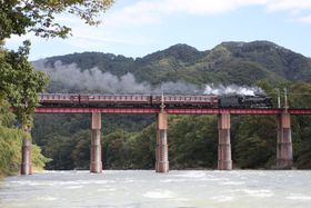 SB`dԂŒǂBełSL̋LTlC