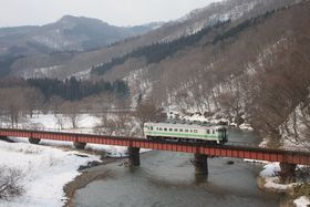 ܂Ȃpcɕʃ[J̗`iq]B̋LTlC