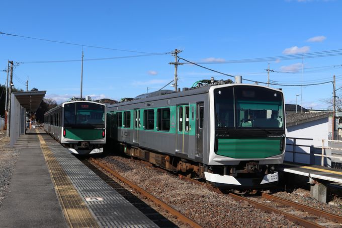 ��Ԃ̍s���Ⴂ�͑���w�Łc