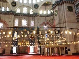 歴史も絶景も堪能できる！イスタンブール「スレイマニエ・モスク」の魅力
