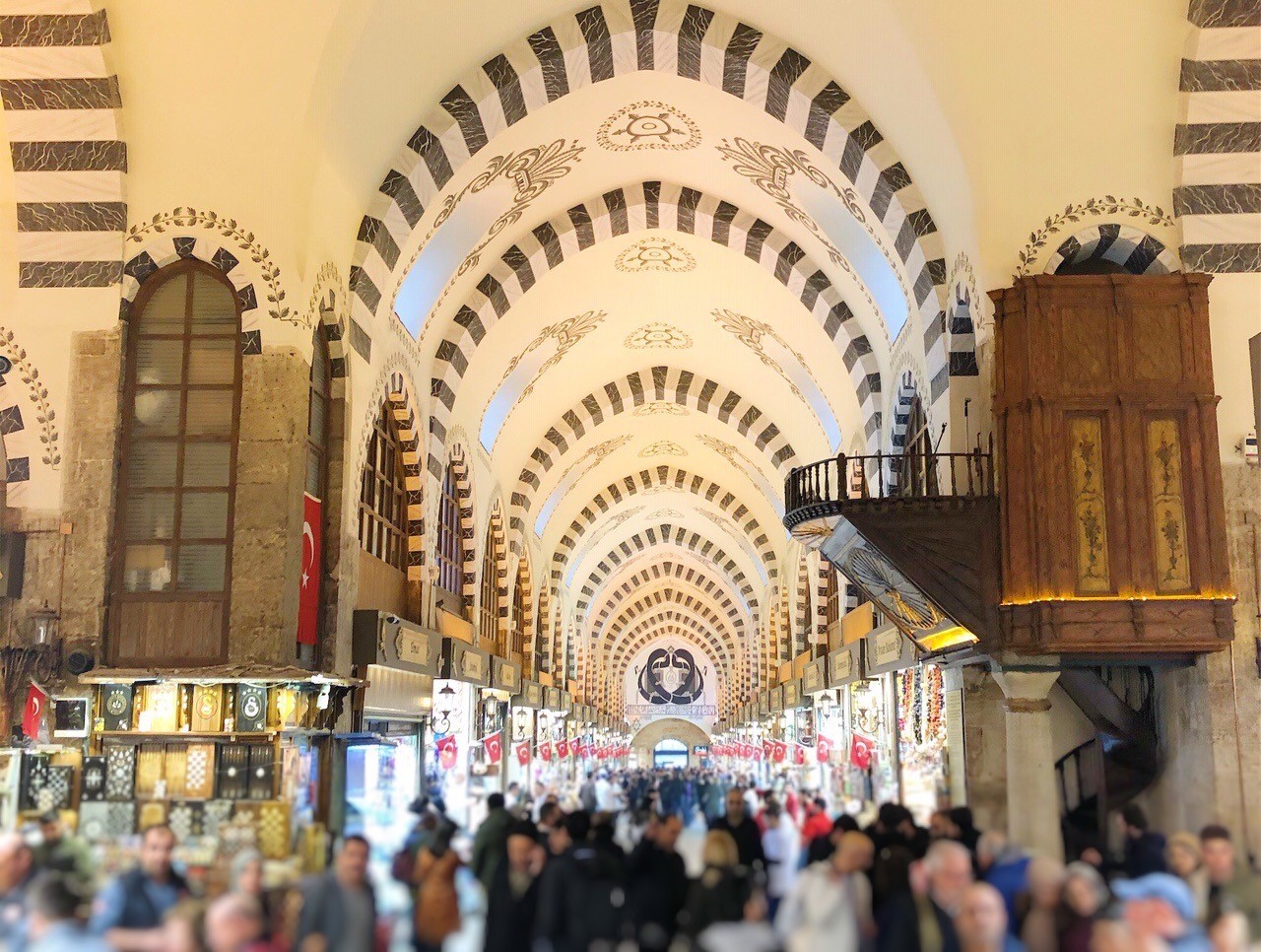 イスタンブール旧市街エミノニュ周辺のおすすめ観光スポット4選