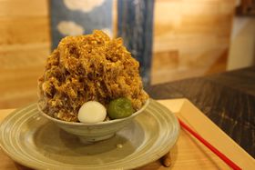 Ìy̓`H|i~iXIOOuNtgaJtFفv̋LTlC