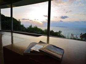 海と夜空を独り占め！ホテル浜比嘉島リゾートで過ごす沖縄の島時間