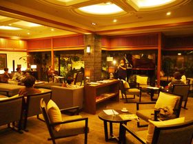 �����_�ЂɈ�ԋ߂��V�ܗ��فE�{���O�����h�z�e���u�L���Ɓv�̋L���T���l�C��