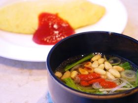 ���i�΃z�e���̒��H�͢�����͂�t�F�X�e�B�o��(R)�v1�ʂ̃X�[�v���o��̋L���T���l�C��