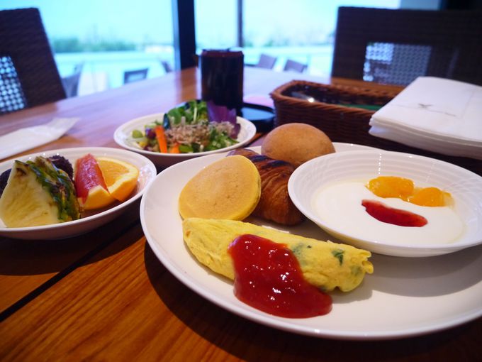 沖縄の食材が楽しめる朝食