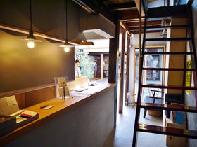 ������4���̓��ʊ�!�W����̒��ɏh������u�N�}�O�X�N�v�ŃA�[�g�ȋ��s���s�̋L���T���l�C��