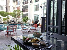 �z�C�A���ŋ��s�X�ɂ��r�[�`�ɂ��A�N�Z�X�ǍD�u�A�j�I �u�e�B�b�N �z�e�� �z�C�A���v