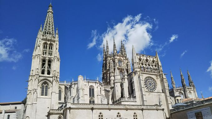ゴシック様式の大聖堂は必見 スペイン北部の町 ブルゴス スペイン Lineトラベルjp 旅行ガイド