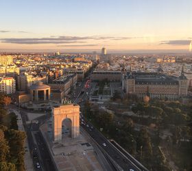 }h[h̊X]IuNAvɍsI̋LTlC