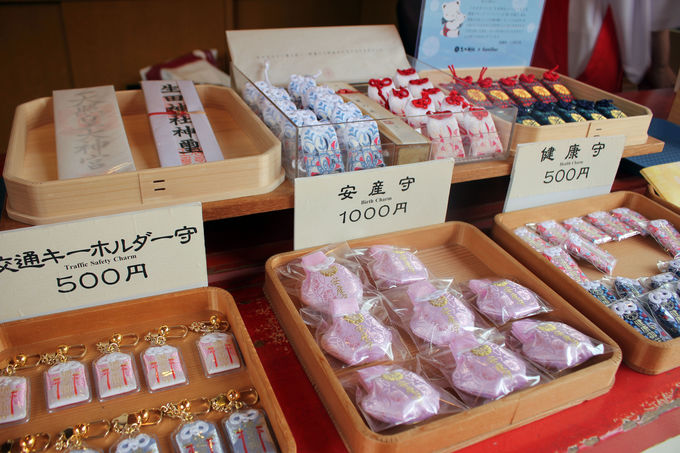 コラボお守りもかわいい 神戸 生田神社 の見どころ 兵庫県 トラベルjp 旅行ガイド