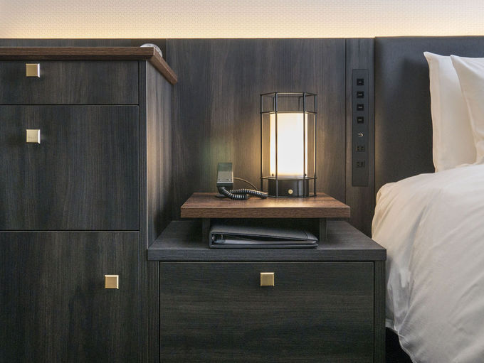 �X�^�C���b�V���Ȕ��ƍ��̋q��