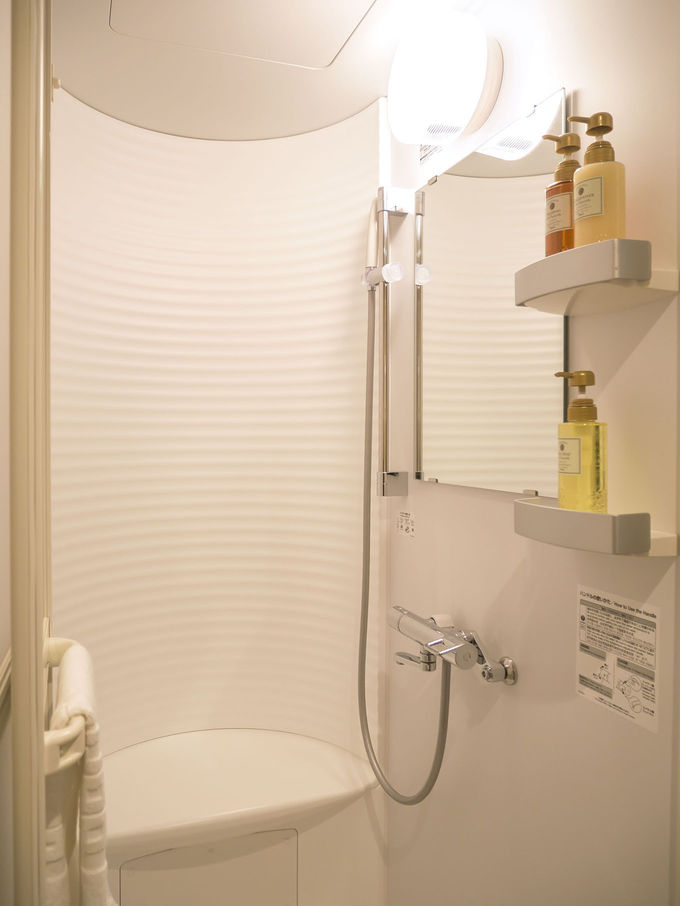 �g������ɗD�ꂽ�q��