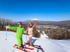駅前ゲレンデ「軽井沢プリンスホテルスキー場」でお手軽スキー＆スノボ旅を満喫！