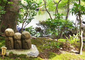 qƊqsȂIߎqAX|bg8I̋LTlC