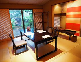 �����̍������ق������ɖ��i�I����́w�x�m���z�e���e�ؑ��x�R�g������A��v�����̋L���T���l�C��