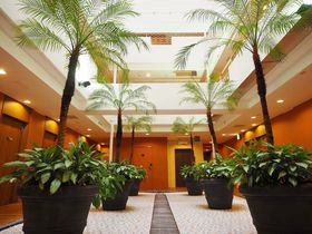 �V���̃X�y�C���I�H����t�u�h�[�~�[�C���V���v�͂܂�Ń��]�[�g�̃r�W�l�X�z�e���̋L���T���l�C��