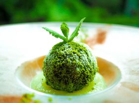 ���샊�]�[�g�Ƒۂ��O�㖢���̃R���{�I�������k���z�e���Ŗ����̃��t���t�̌����̋L���T���l�C��