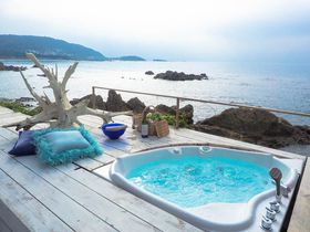 ~_ځItRŗ\EuThe HOUSEvdlɃX^CŐLTlC