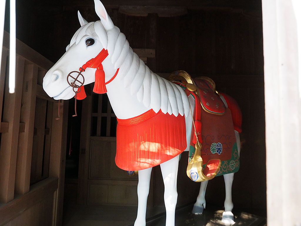 ƍN̉Bꂽ̃bZ[WƂ́H