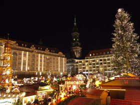 ドイツ最古のクリスマスマーケット！ドレスデン「シュトリーツェル・マルクト」
