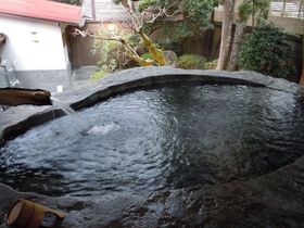 日本一の巨石風呂・巨木風呂がある老舗宿、伊豆天城湯ヶ島温泉「白壁荘」〜伊豆市〜