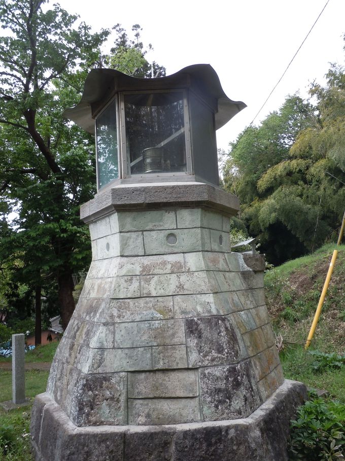 歴史を刻み込んだ輝ける旧稲取灯台！