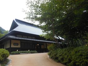 ÖƂŌȅ݂hIˉ򋽁EV̗u󉑁v̋LTlC