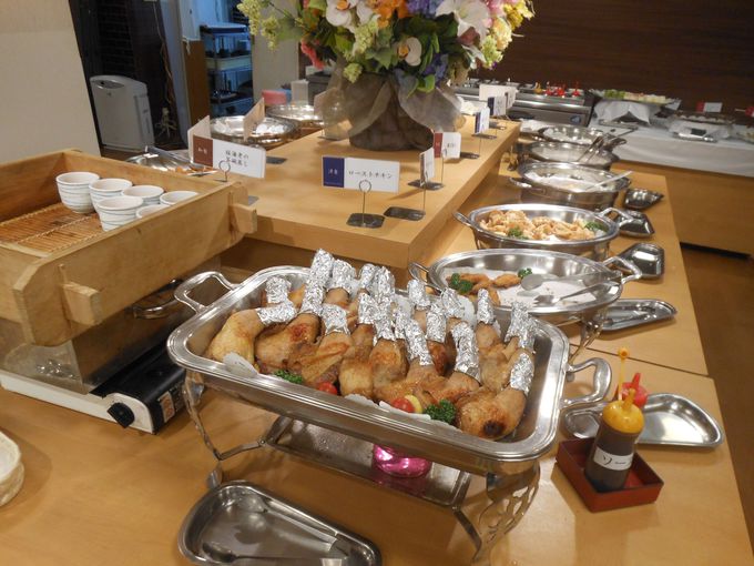 D݂̃j[`CXIDCɂɐHׂoCLO