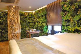 ���E�S�֋��́u�z�e�� �U �O�����f�v�����j���[�A���I�[�v���I���E���̗΂Ɉ͂܂ꂽ�Q�X�g���[�����b��̋L���T���l�C��