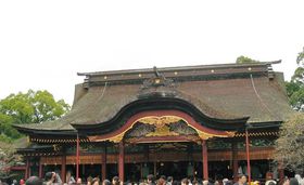 �H�̋�B�H�@���ɕ{�V���{�`���c�@���c���ւ̋L���T���l�C��