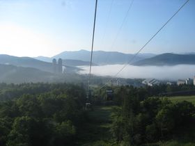 ���z�I�ȉ_�C�����邱�Ƃ��ł���u���샊�]�[�g�g�}���̉_�C�e���X�v�̋L���T���l�C��