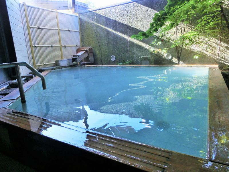 １度に２種類の温泉が楽しめる奥日光 「ホテル花庵」は女心をくすぐるおもてなし！