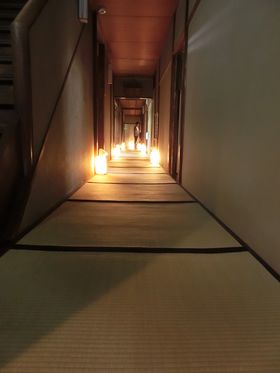 ���s�̉ԊX�Ŗ��키�u�����񏬐X�v�̂͂�Ȃ�a�X�C�[�c�̋L���T���l�C��