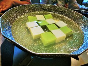 京都嵐山「豆腐料理松ヶ枝」で味わう市松模様の湯豆腐はコスパも嬉しい！